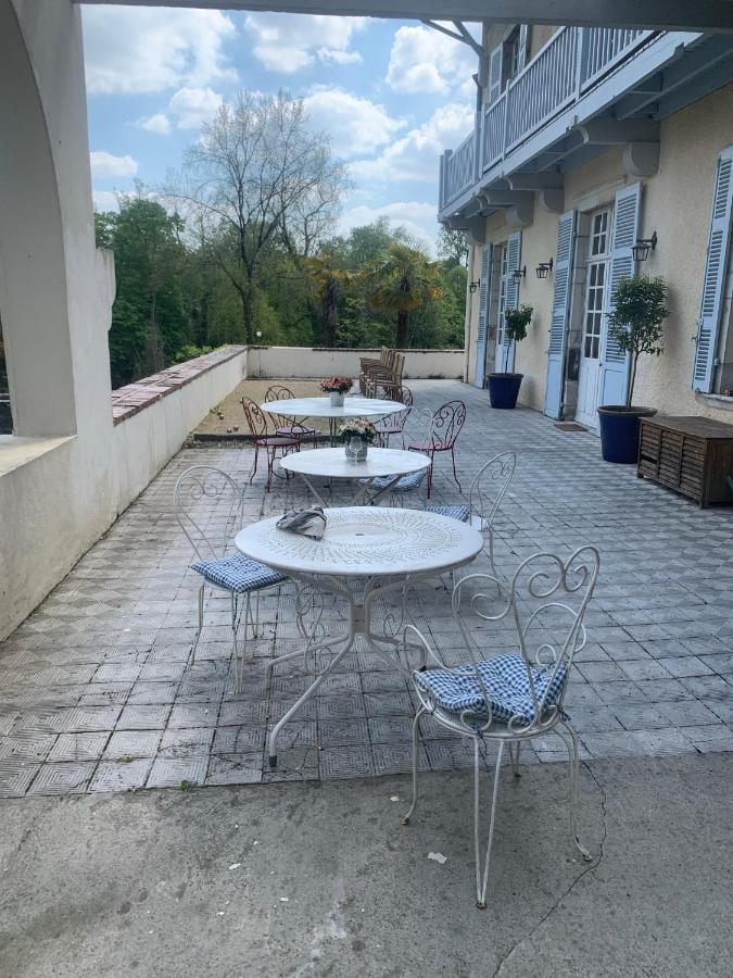 Du Pont De La Légende Couette-café Sauveterre-de-Bearn