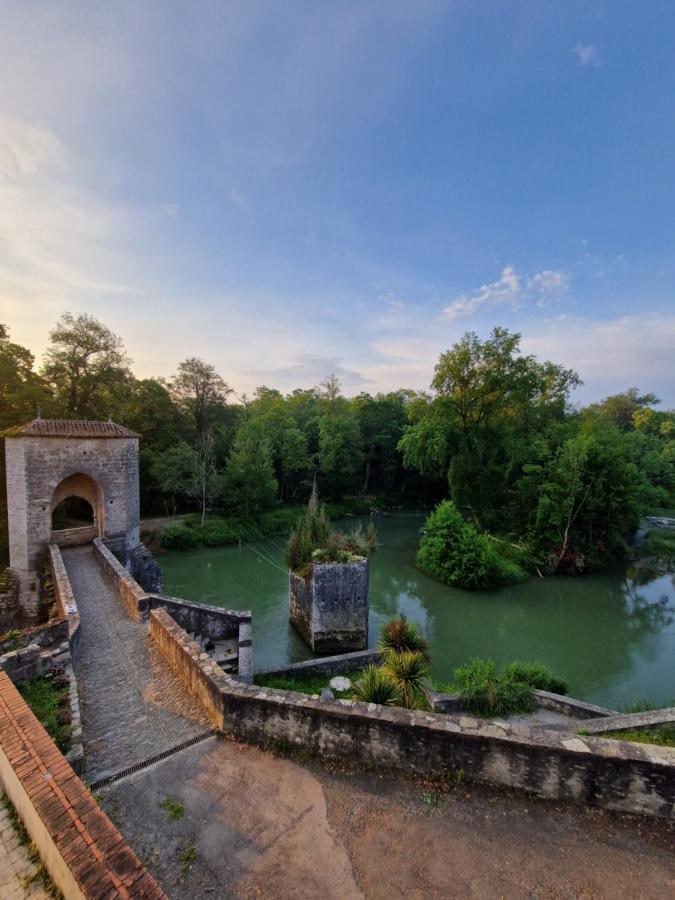 Du Pont De La Légende *